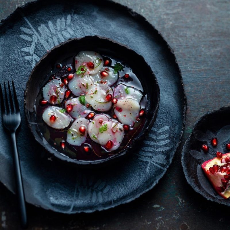 Carpaccio de Saint-Jacques à la grenade et à l’huile d’argan – Saveurs